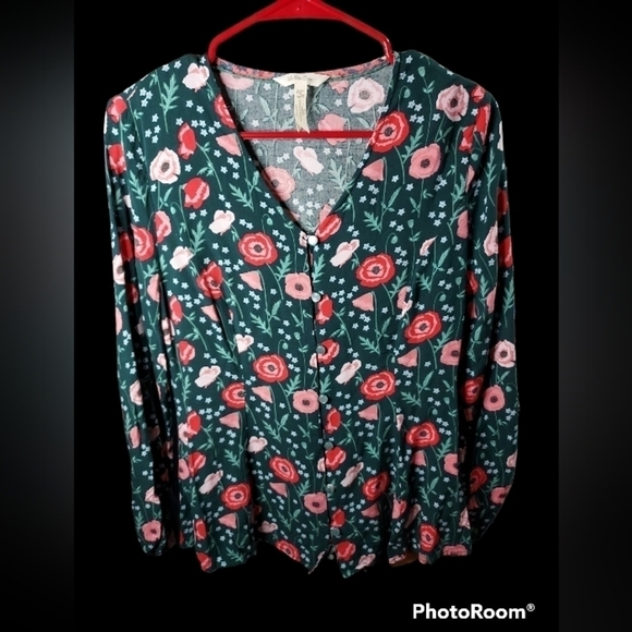 Floral Green Women's Top - Picture 10 of 11